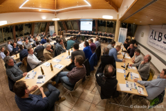 40471211653_970eb3a521_o-min