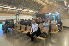 20241108_093203166_iOS